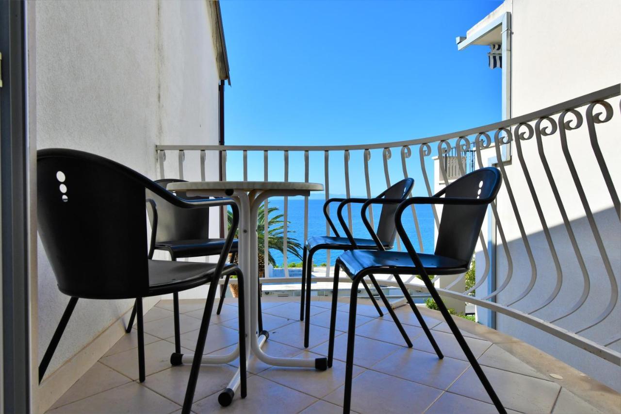 Villa Nora Tučepi Екстериор снимка