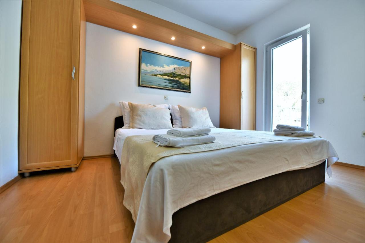 Villa Nora Tučepi Екстериор снимка