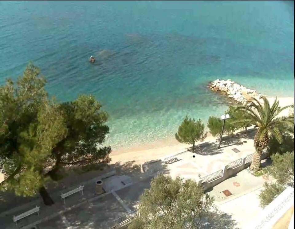 Villa Nora Tučepi Екстериор снимка